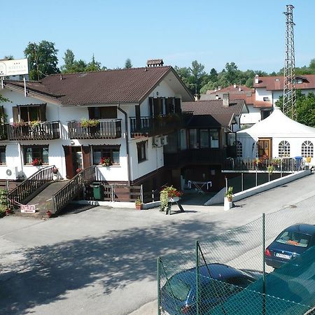 Albergo Mirella 벨루노 외부 사진